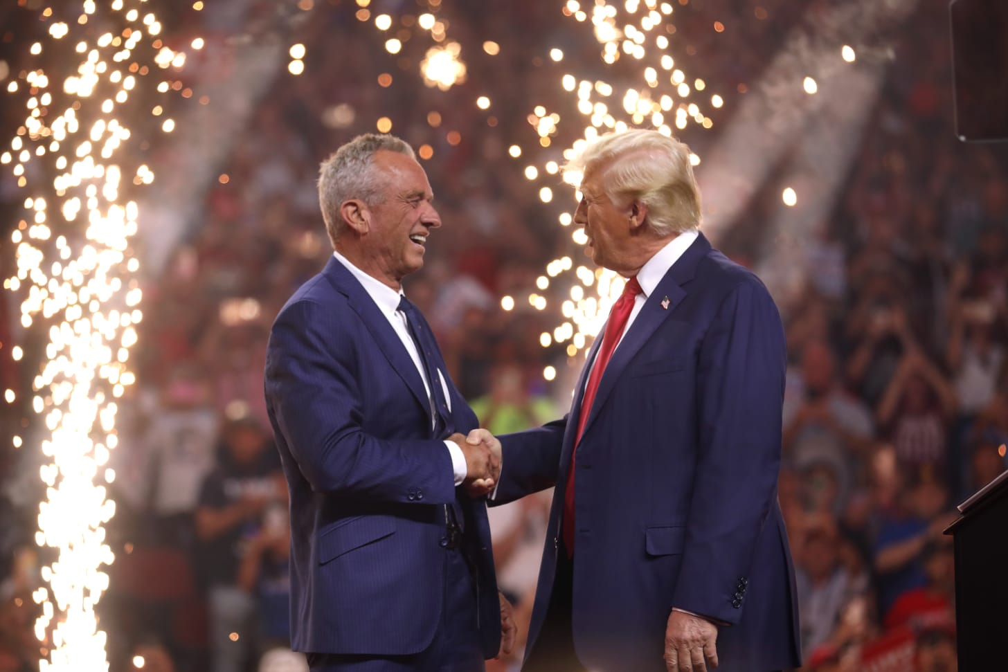 File:Robert F. Kennedy, Jr. & Donald Trump (53953048159).jpg - Wikimedia Commons
