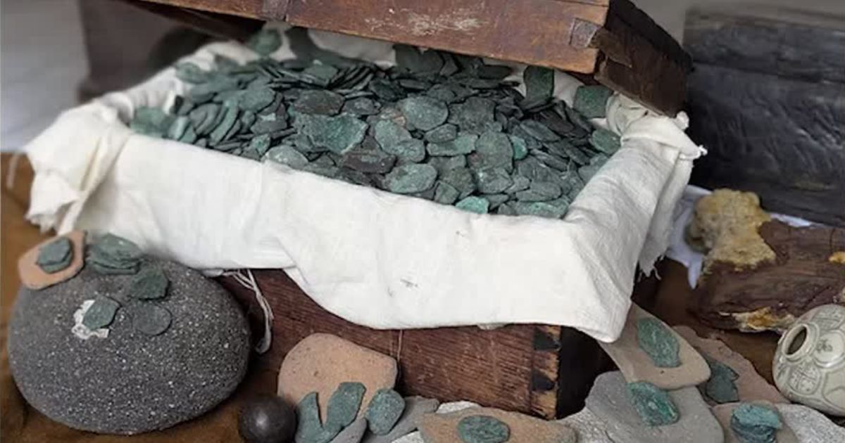 More than 1,000 silver and gold coins worth over $1 million were recovered from the shipwreck.