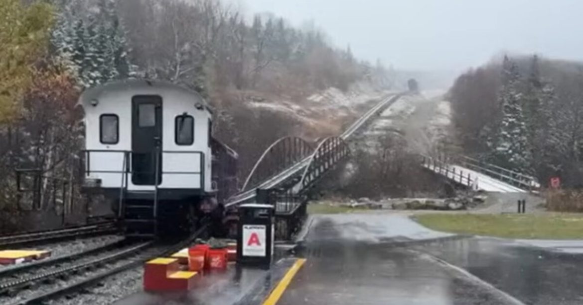 Two Dozen ‘Unprepared’ Hikers Rescued From Winter-Like Conditions on Mount Washington, New England’s Highest Peak