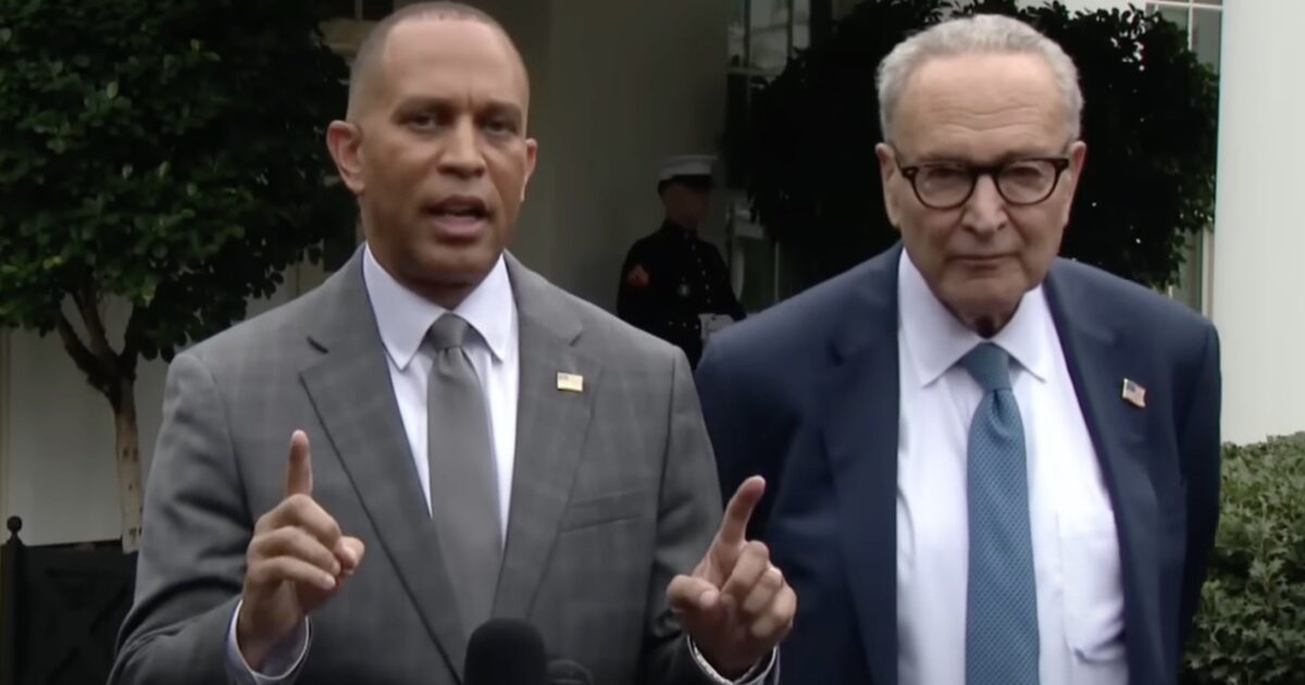 Hakeem Jeffries and Chuck Schumer address the media outside the White House, discussing key political issues and legislative priorities.