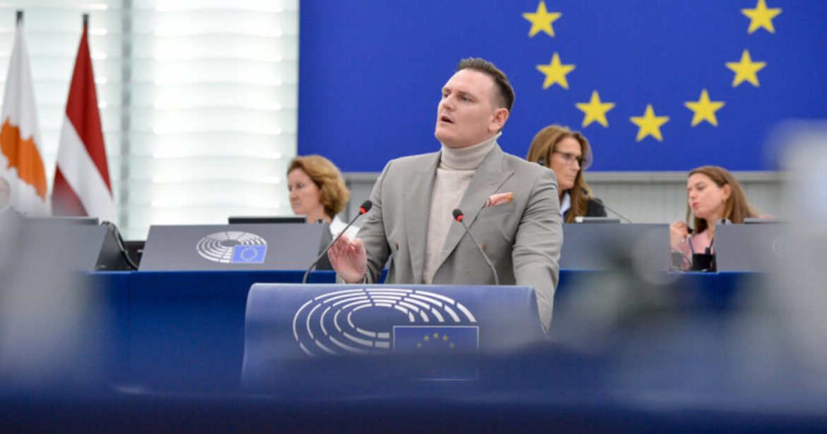 Exclusive Interview with AfD MEP Tomasz Froelich: Germany’s Crackdown on AfD Exposes the Fear of a Failing Establishment