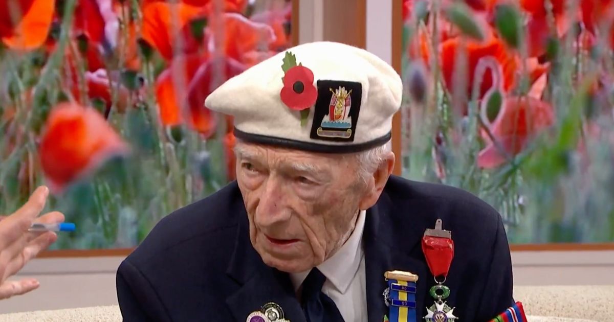 100-year-old World War II veteran Alec Penstone appeared on Good Morning Britain to remember his comrades in the war.